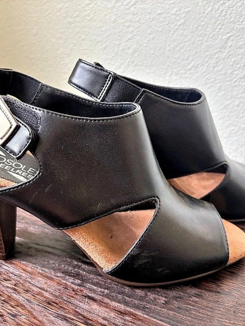 Aerosoles Black Heeled Sandals Like New